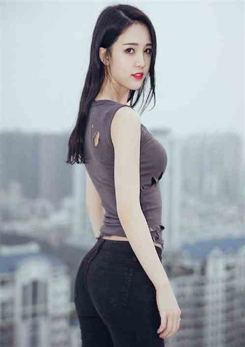 娱乐：这老六塌房！杨老板急了
